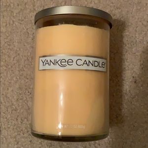 Yankee Candle - Vanilla Cupcake - 2 wick tumbler
